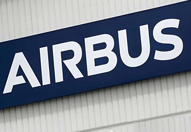 Karnataka CM extends invitation to Airbus to set up manufacturing unit in state