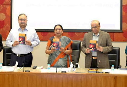 Gujarat CM promises to resolve the issues of MSMEs