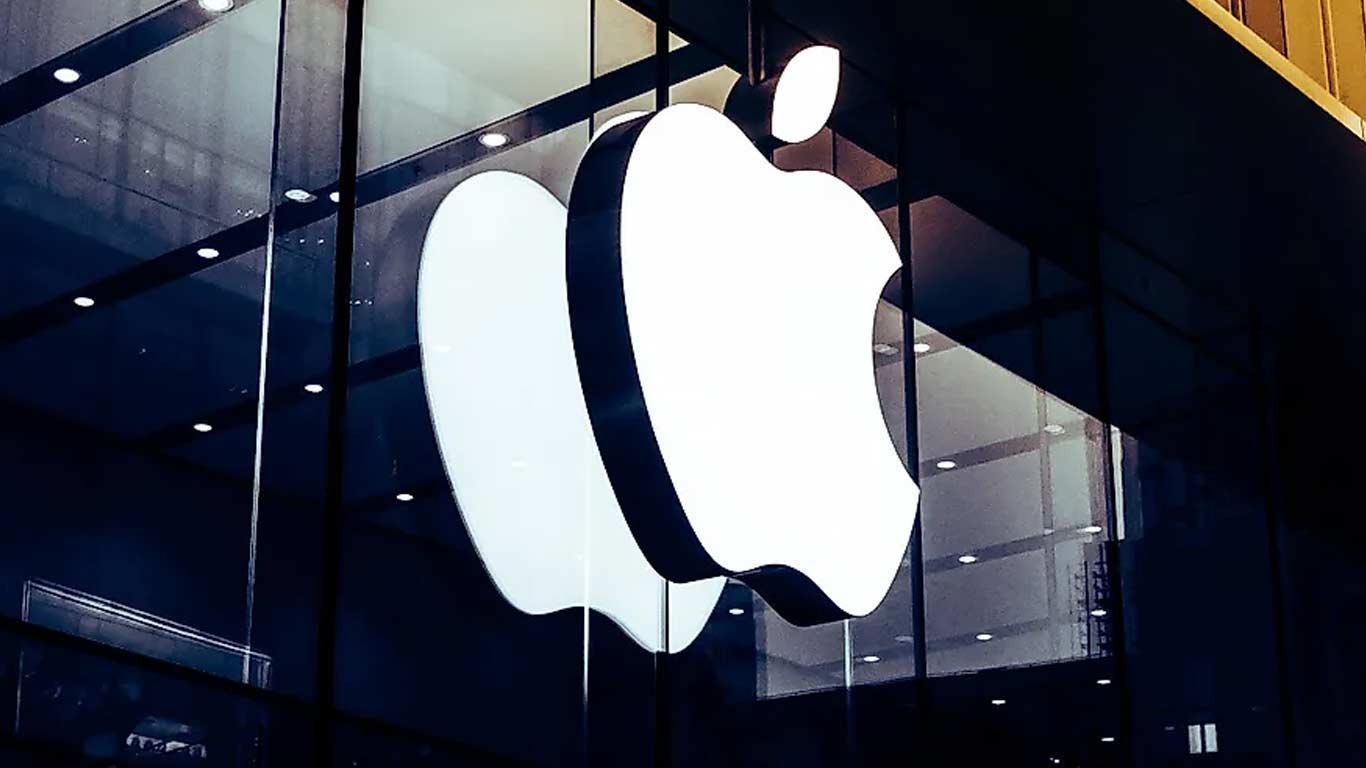 Apple Strengthens Ties with Indian Suppliers Amid Shifting Manufacturing Strategy