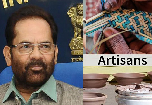 Artisans and craftsmen showcasing their art in Hunar Haat will be listed on GeM, says Naqvi