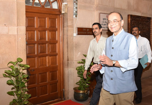 Jaitley resumes charge as Finance and Corporate Affairs Minister after 3 months