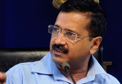 Kejriwal assures full support to Delhi's protesting traders