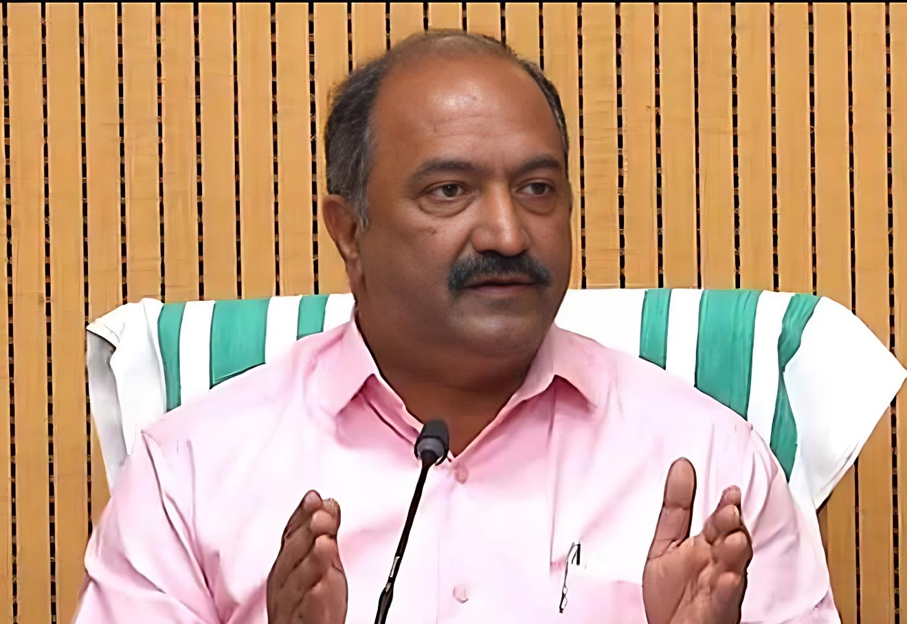 Kerala Govt Urges Tourism Sector To Focus On Infra, Innovation To Tap Global Trends
