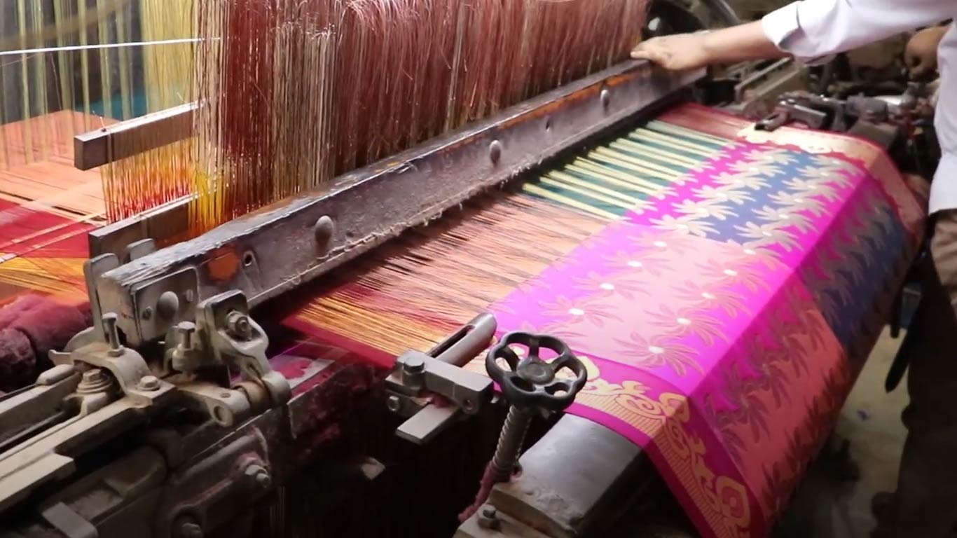Ram Mandir Euphoria Brings Wave Of Prosperity For Banarasi Saree Weavers