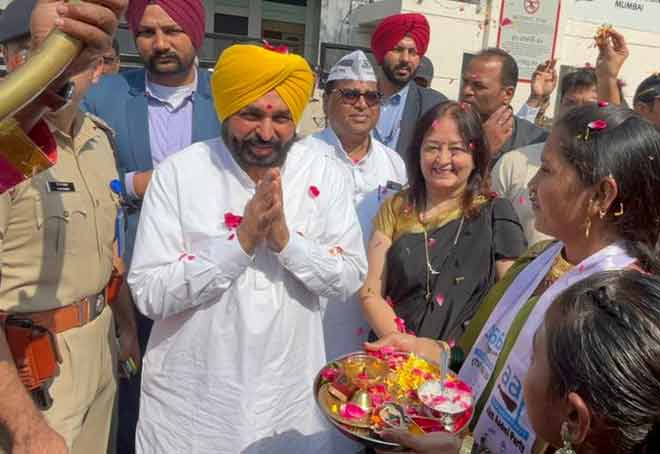 CM Bhagwant Mann tours Mumbai to woo investments for Punjab