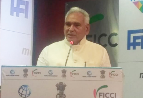 Inefficient logistics causing loss to country's GDP: MoS Commerce and Industry