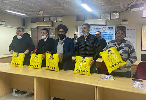 Ludhiana Biz association with GIZ donate 1950 PPE kits