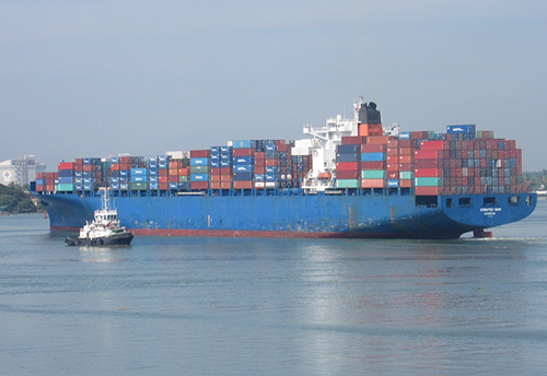 Cochin Port Trust opening up for investments; garment industry to set up stalls during visit of premium cruise vessels