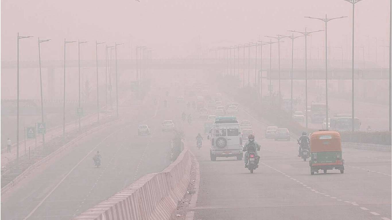 Smog Crisis Disrupts MSME Operations Across Northern India