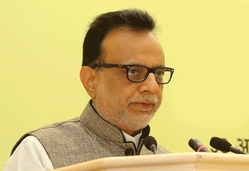 Small biz need not worry about deposits up to 1.5-2 lacs, as it is below taxable income: Dr Adhia