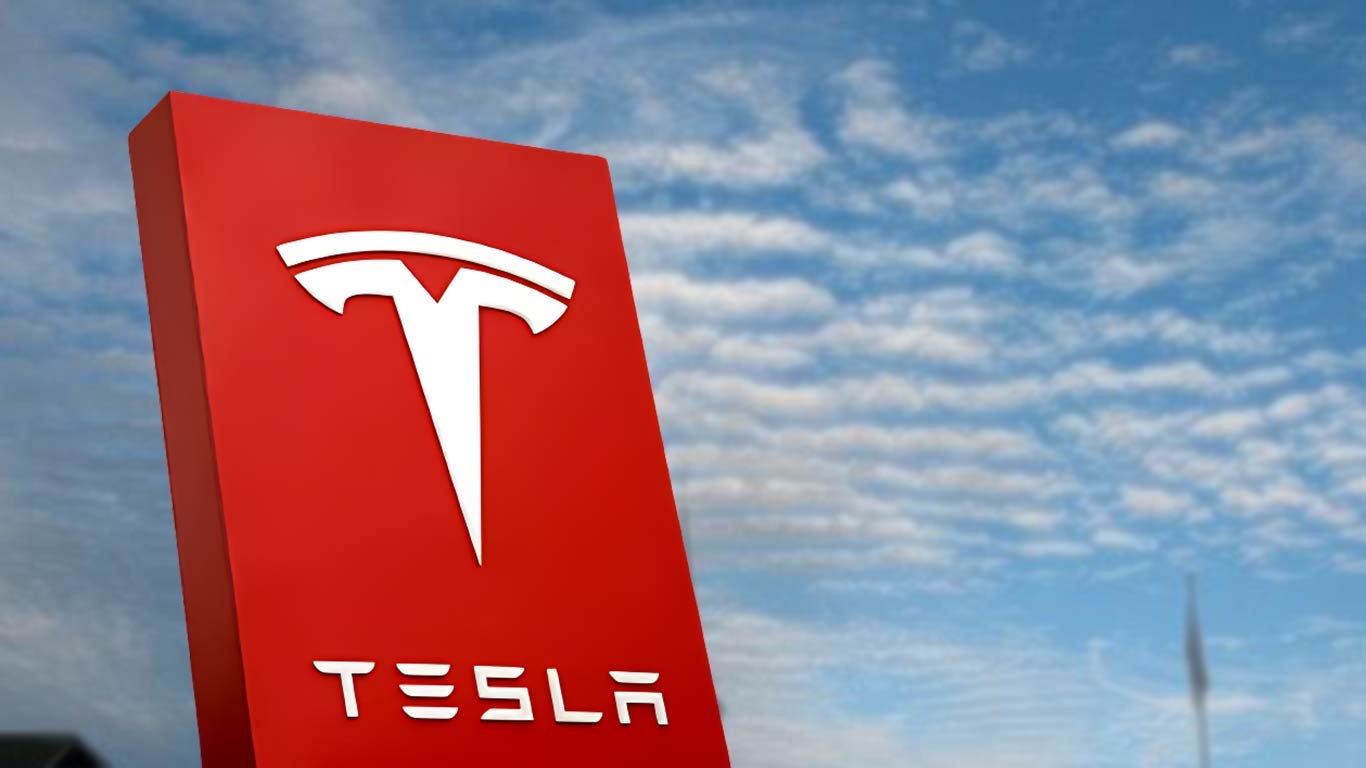 India Opens Door For Tesla Plant After EV Import Duty Slash