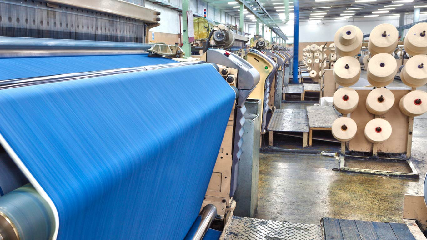 Tiruppur Fabric Manufacturers Reduce Production By 50% Amid Yarn Price Surge