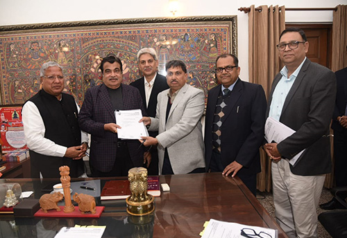FISME holds consultations with Minister Nitin Gadkari on MSME issues 