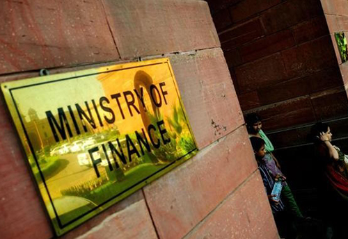Government achieves fiscal target for the year 2015-16