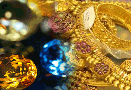 Govt wants gems-jewellery sector to aim 7 per cent growth in exports, industry says not very easy