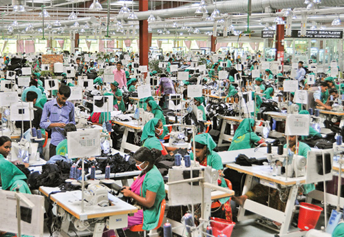 Govt announces new duty drawback rates on garment exports, MSMEs demand rollback