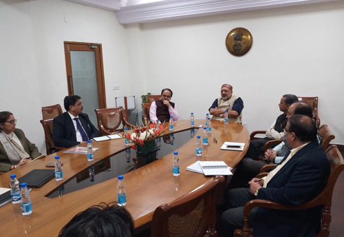 NID calls upon MSME Minister Giriraj Singh to discuss design intervention