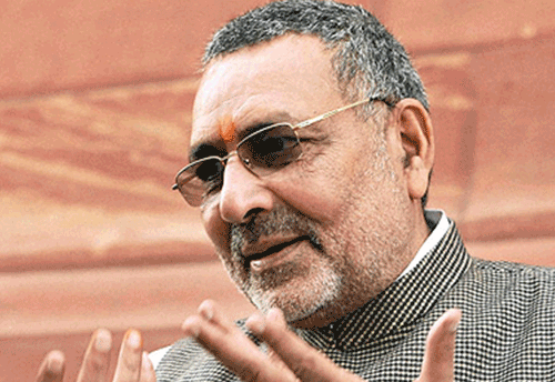 Coir Industry doing well despite global economic recession: Giriraj Singh