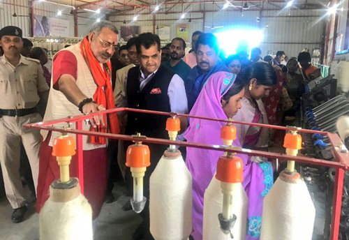 MSME Minister - NITI Aayog visits Solar Charkha mission in Nawada