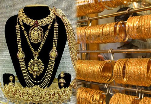 With approaching festive, wedding season, Gold hits over 6 year high of Rs 32,625 per 10 gram