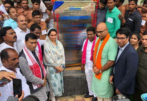 Badal inaugurates first mega Food Park in Telangana