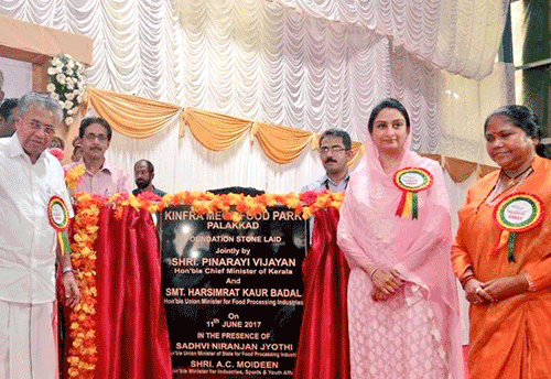 Foundation stone for Mega Food Parks at Palakkad and Alappuzha in Kerala laid