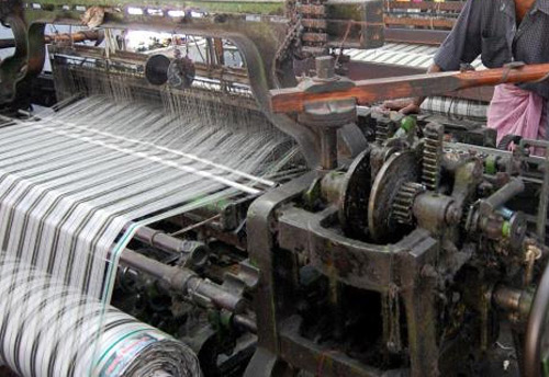 Global academicians urge govt authorities to invest in handloom and save it from dying