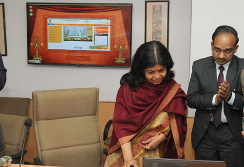India Handloom brand goes online