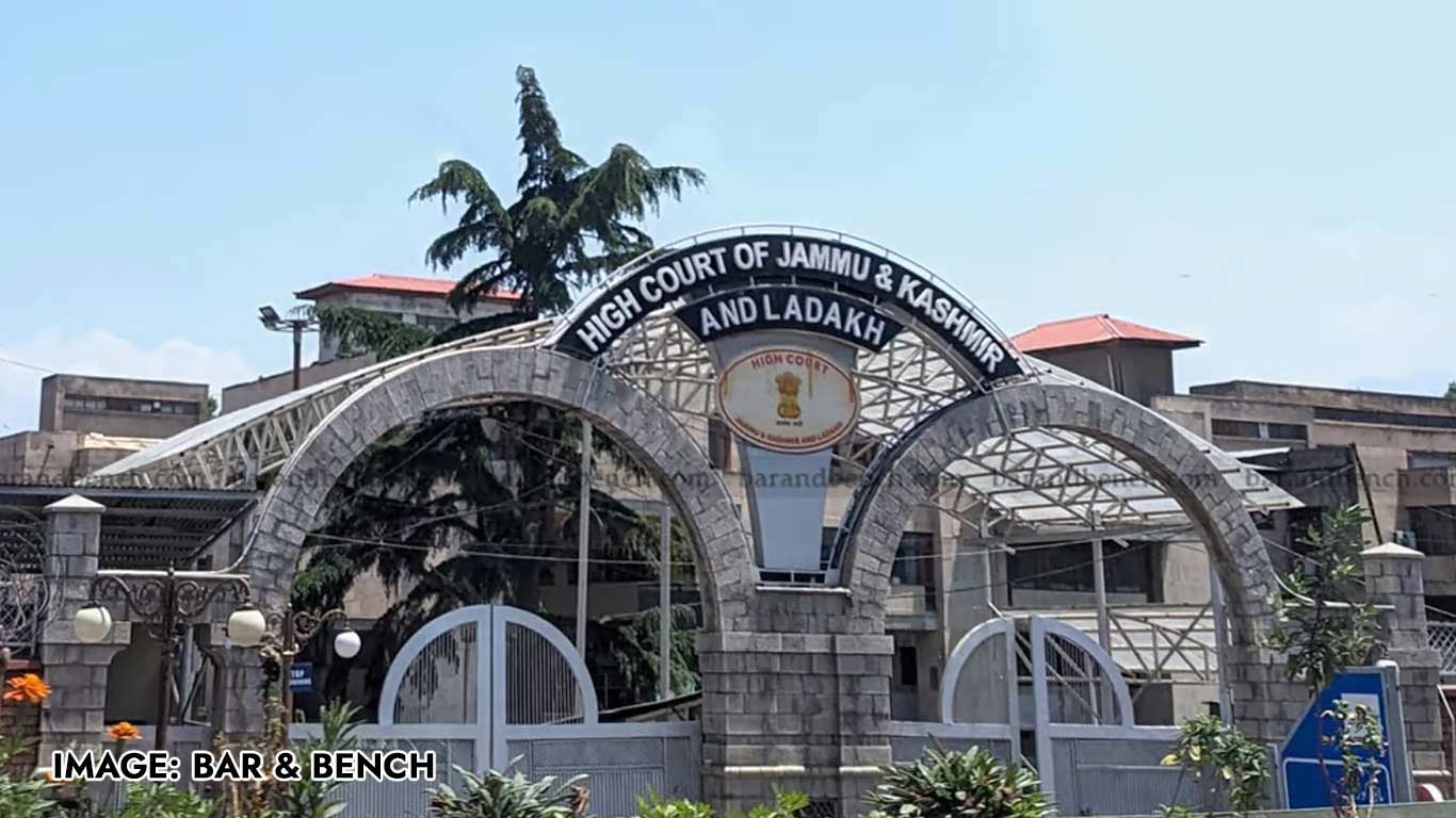Lack of MSME Registration at Transaction Time Alone Does Not Nullify Arbitral Award: J&K and Ladakh HC