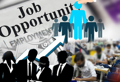 Five lakh job opportunities in 5 years for artisans created via Hunar Haat: Naqvi