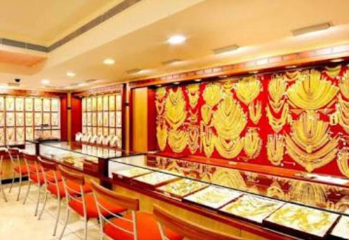 Jewellers hopeful to attract buyers on Dhanteras