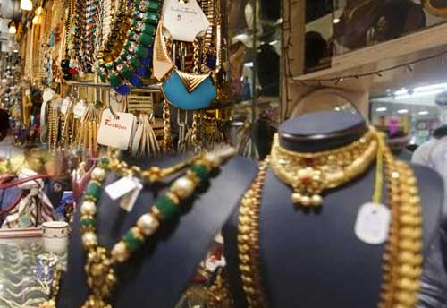 Jewellery traders happy with 1% TCS roll back; but say raising PAN Card limit would push sales more