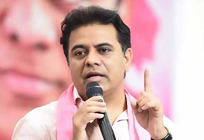 KTR demands Rs 900 cr in Union Budget for textiles, handloom sector of Telangana