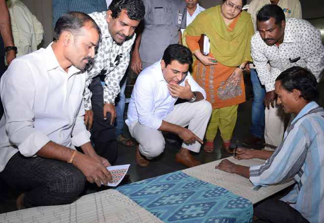 80,000 Telangana weavers to get life insurance cover of Rs 5 lakh under upcoming Nethanna Beema scheme