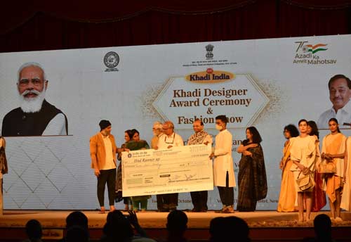 KVIC holds Khadi fashion show to attract youth