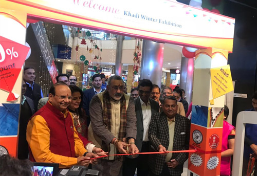 MSME Minister Giriraj Singh inaugurates Khadi corner stall at GIP Mall