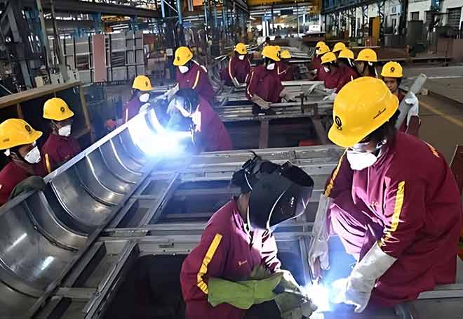 Punjab Govt Offers Incentives To Registered Industrial Labour