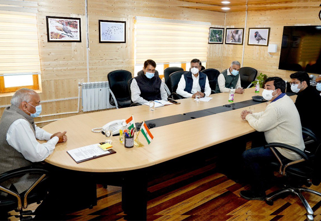 Ladakh Governor seeks IITs expertise for entrepreneurship development