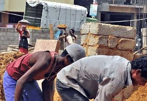 Punjab laborers long vacation demand during festive season might impact production