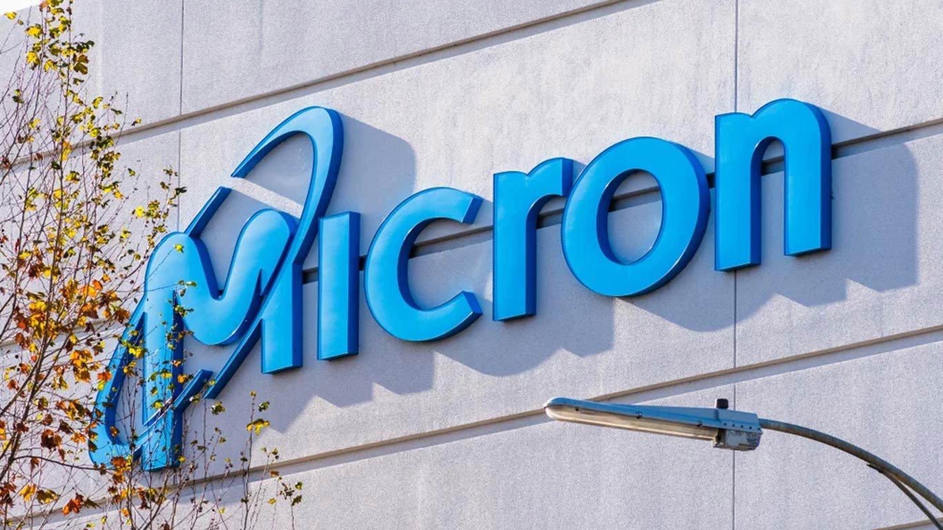 Micron To Supply India-Made Chips for Apple's Local iPhone Production
