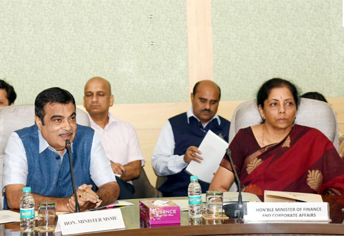 Sitharaman, Gadkari hold meeting with MSME associations; delayed payment, 59 min loan discussed in detail