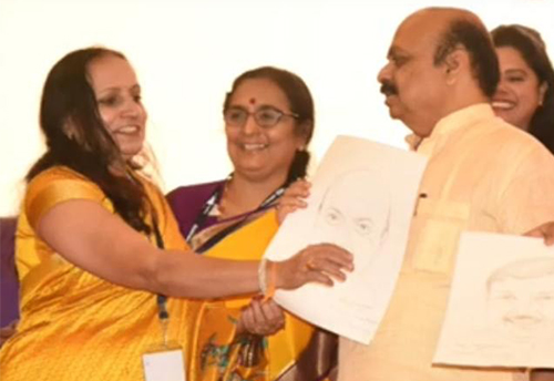Karnataka CM Bommai presides over Women Entrepreneurs Day function; assures support