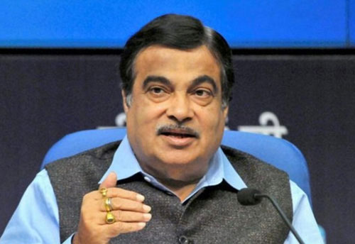 Gadkari stresses on taking skill development to rural parts