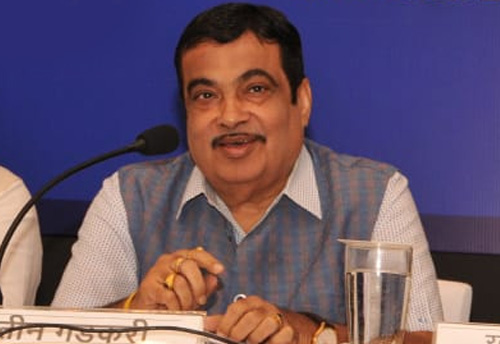 Number of Khadi Artisans benefiting from 'Wokshed Scheme' increased massively in AP, says Gadkari
