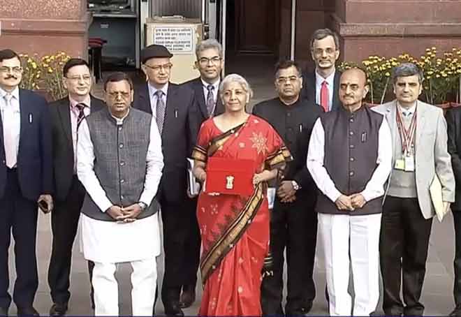 Cabinet meeting commences in Parliament; budget speech to begin shortly