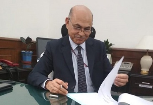 Govt extends tenure of CBDT Chairman by an year