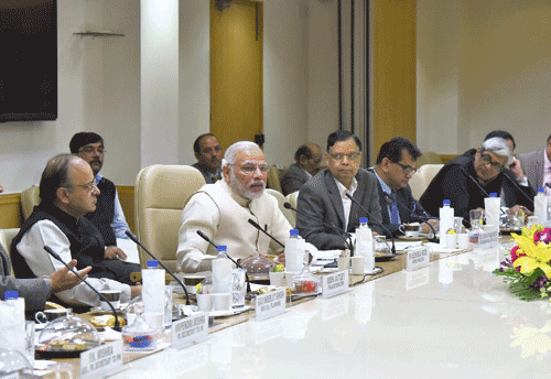 PM attends NITI Aayog’s interaction with economists on “Economic Policy – The Road Ahead” 