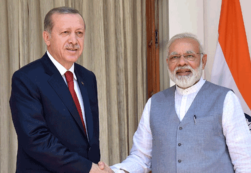 India and Turkey can collaborate in sectors such as energy, auto, textile, mfg and tourism: PM Modi