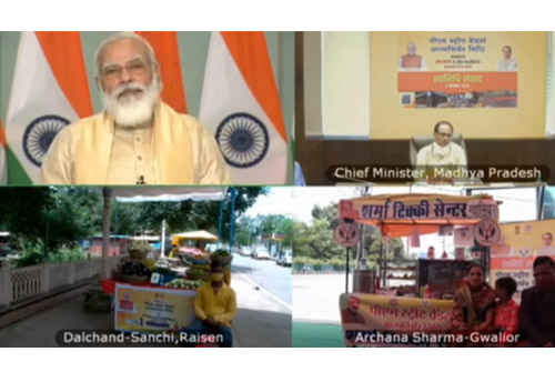 PM Narendra Modi holds 'SVANidhi Samvaad' with Madhya Pradesh street vendors