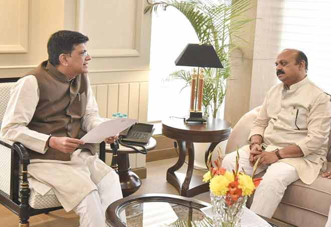 Commerce Minister Piyush Goyal & CM Bommai discuss ways to attract investments & industries in Karnataka